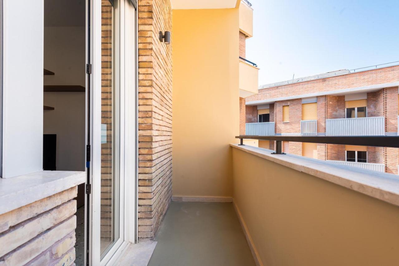 Numa Rome Verso Luaran gambar